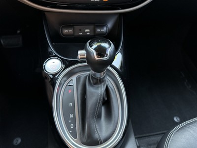 image 14 of interior