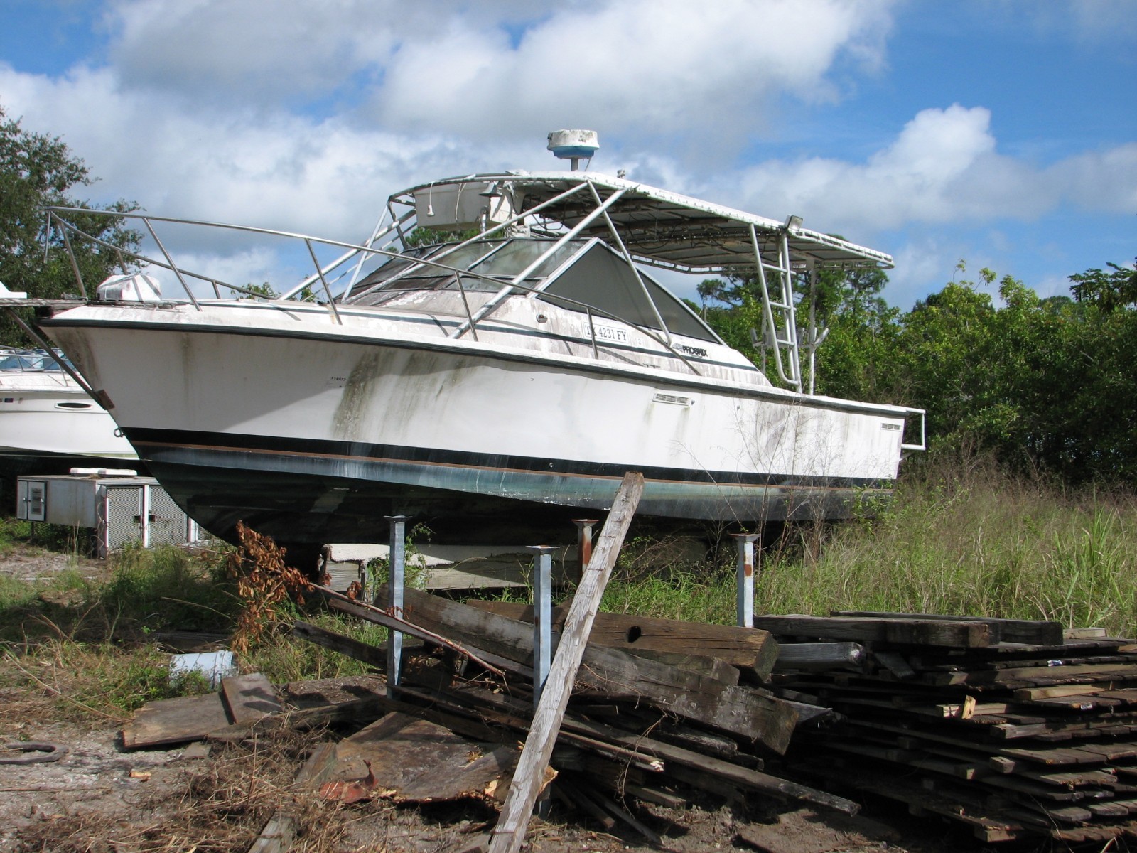 27 ft. Fishing Boat Phoenix