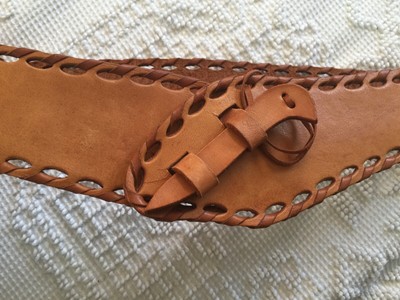 REALLY COOL VINTAGE LEATHER CINCH BELT HIPPIE, BOHO, SIZE 32