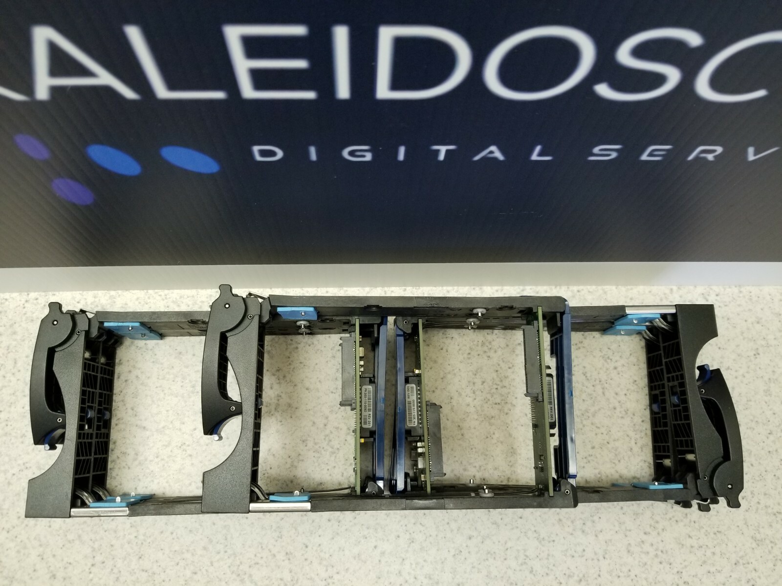 Lot Of 5: EMC Tray Caddy SAS FC Interposer 303-115-003D