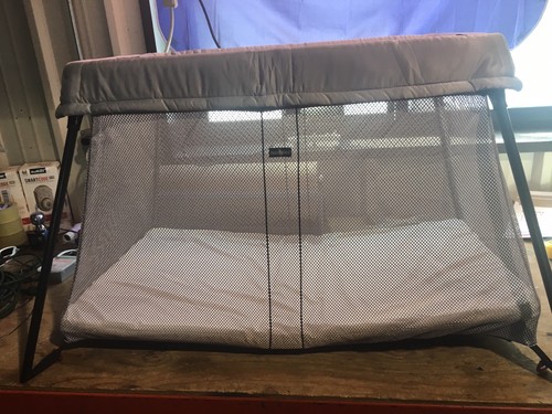 BABYBJORN Travel Crib Light - Silver (CC728)