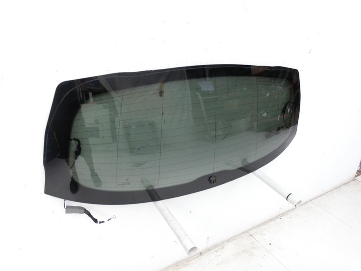 BMW F40 M135i 19-25 5T Heckscheibe Rückwand Autoglas Orig. getönt BMW F40 M135i 19-25 16.03.2021 1520760... Vorschau 2