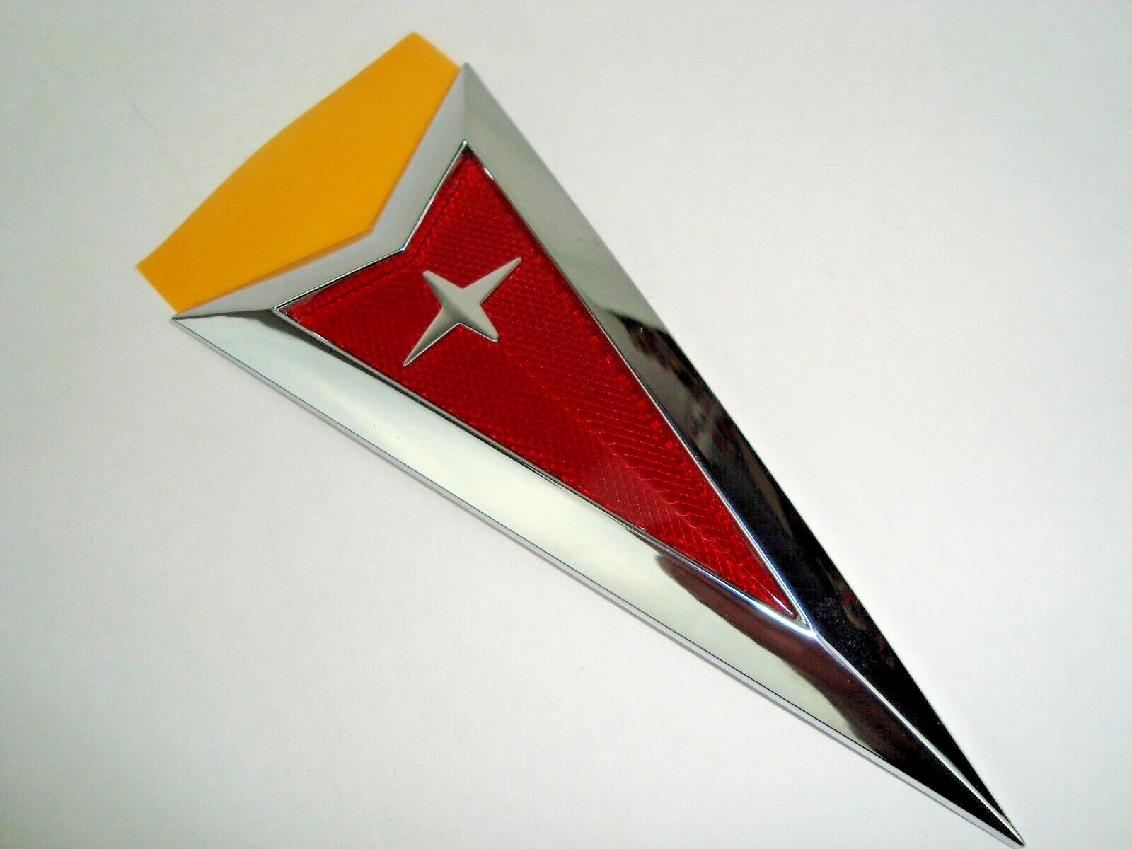 Amazon.com: Prince Prince Tennis Racquet Emblem 120 Emblem
