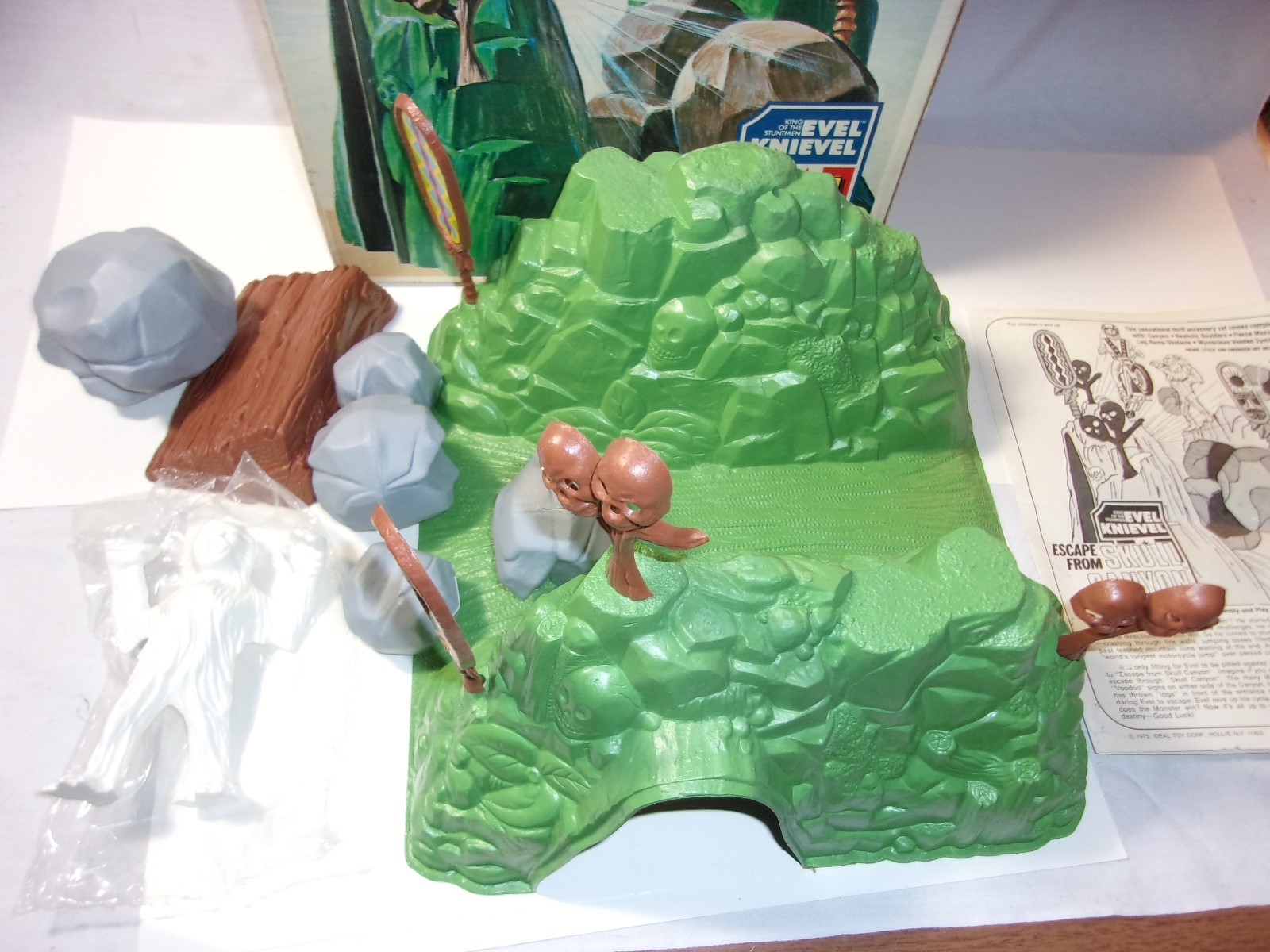 1970's Vintage Evel Knievel Skull Canyon Toy Playset w/ Monster T*