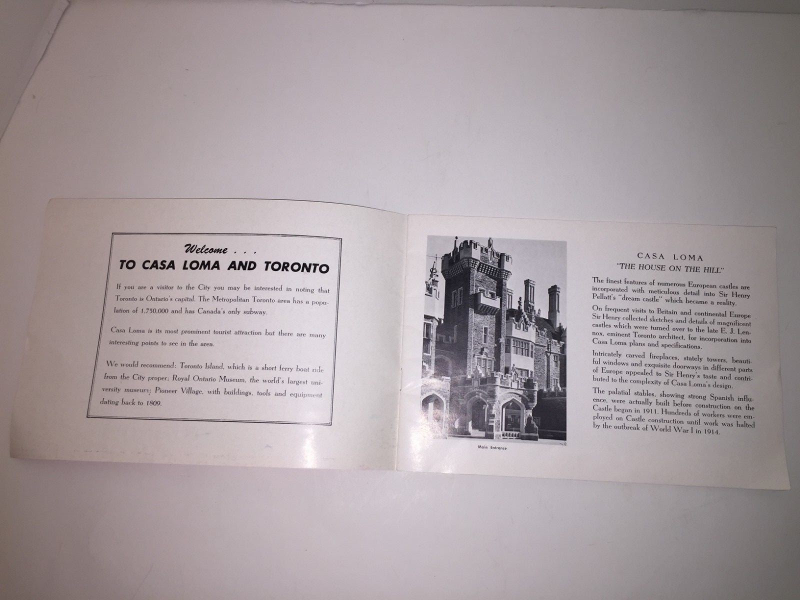 CASA LOMA - Canada's Famous Castle Toronto Vintage Book