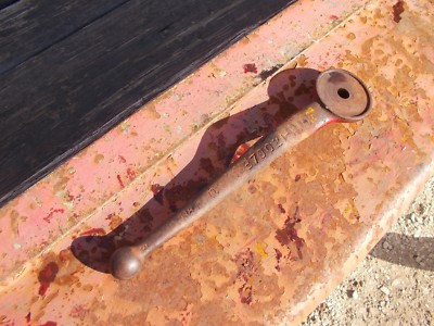 Farmall 560 Tractor IH IHC throttle control lever handle