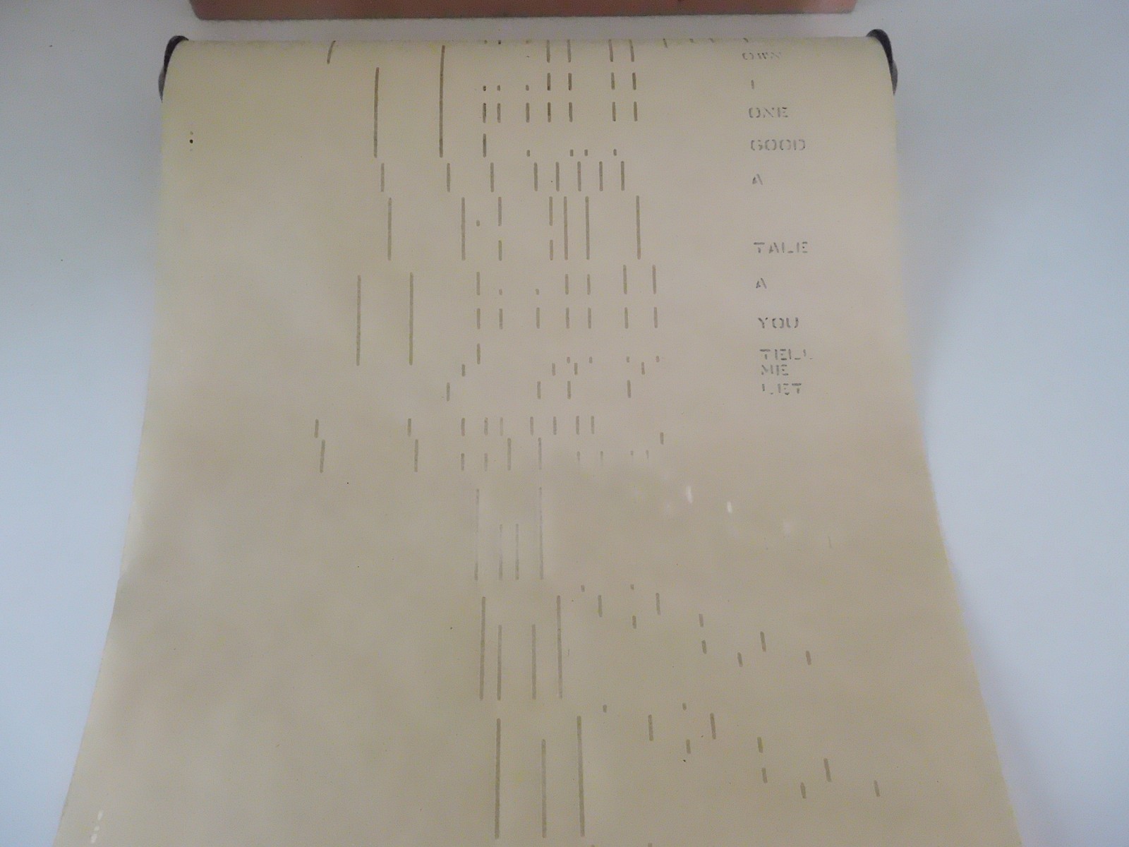 THE STRAWBERRY  ROAN -QRS Player Piano Word Roll  5811 - SMALL MARGIN REPAIRS