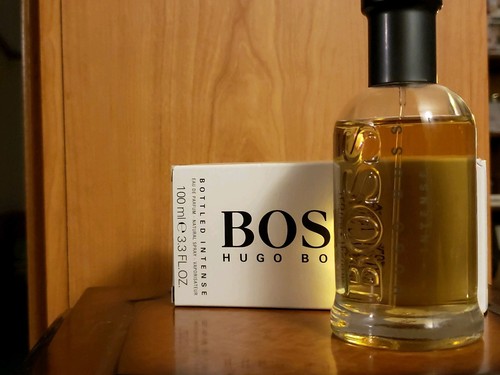 Boss bottled intense edp