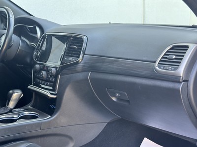 image 3 of interior