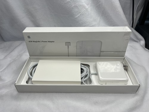 純正Apple85W MagSafe 2 Power Adapter A1424 Amazon.com: Apple 85W MagSafe 2 Power Adapter for MacBook
