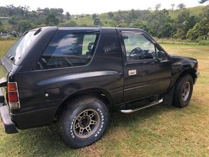 Isuzu mu 1993