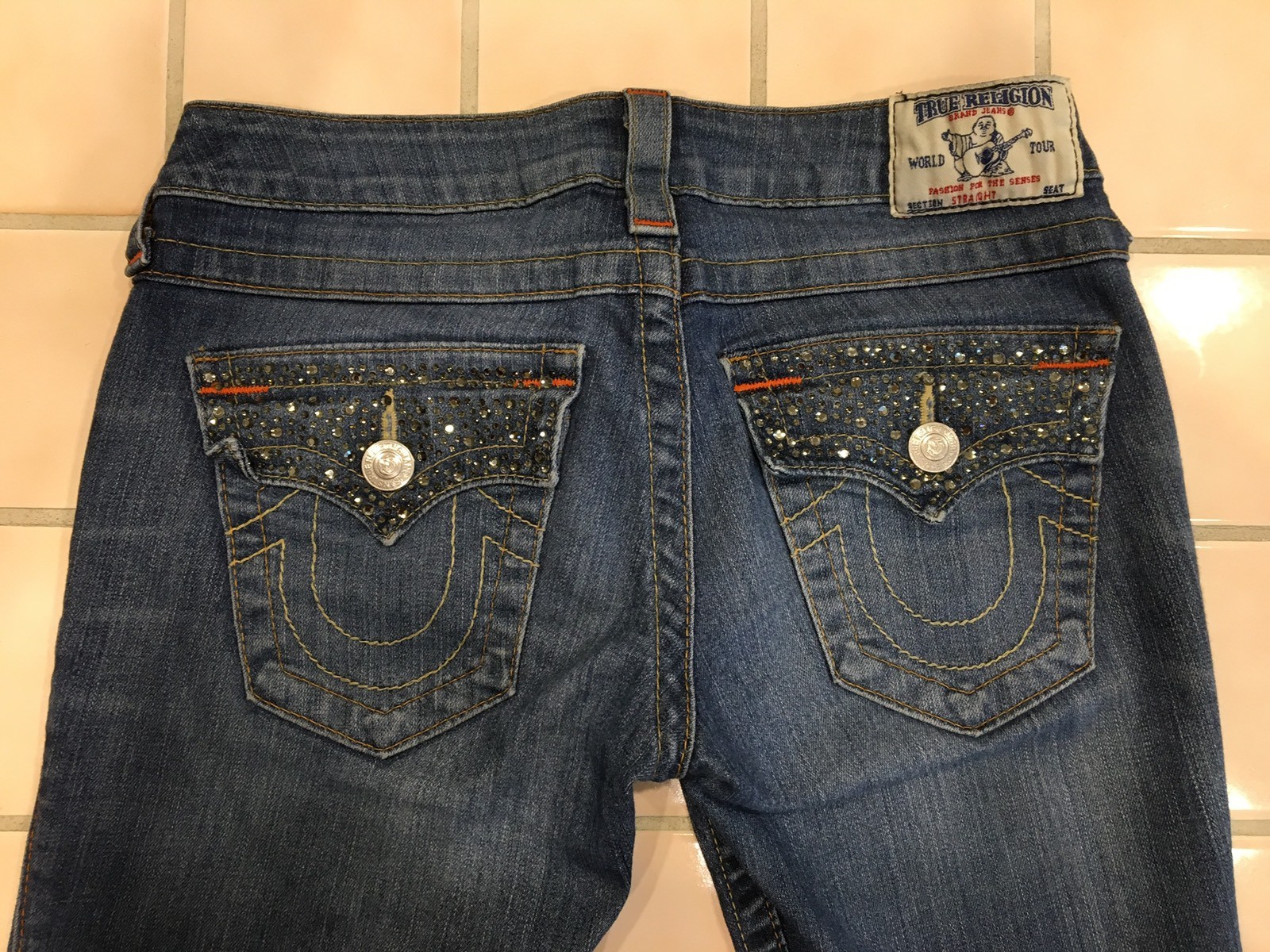 TRUE RELIGION ラインストーン　ブラックベルト True Religion Black Rhinestone Belt $20 Size: M/L Color