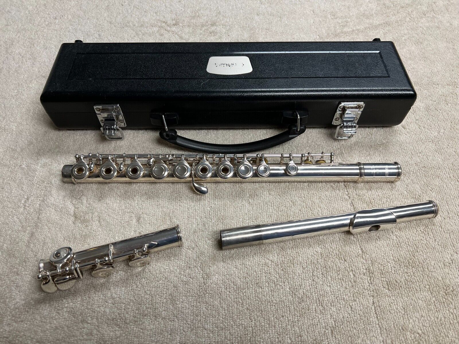 Yamaha 281 Open Hole Silver Plated Flute, Inline G ~ Made in Yamaha 281 Open Hole Silver Plated Flute, Inline G ~ Made in