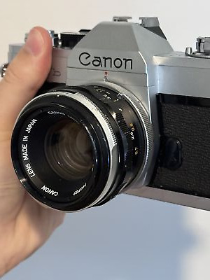 Canon FTb-QL 35mm SLR Camera with 50mm f/1.8 Lens - Fast Canon FTb-QL 35mm SLR Camera with 50mm f/1.8 Lens - Fast