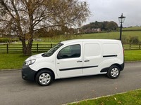 RENAULT KANGOO MAXI ZE LL21 44kw 33kWh BUSINESS AUTO i-VAN 20 REG 10,700 MILES