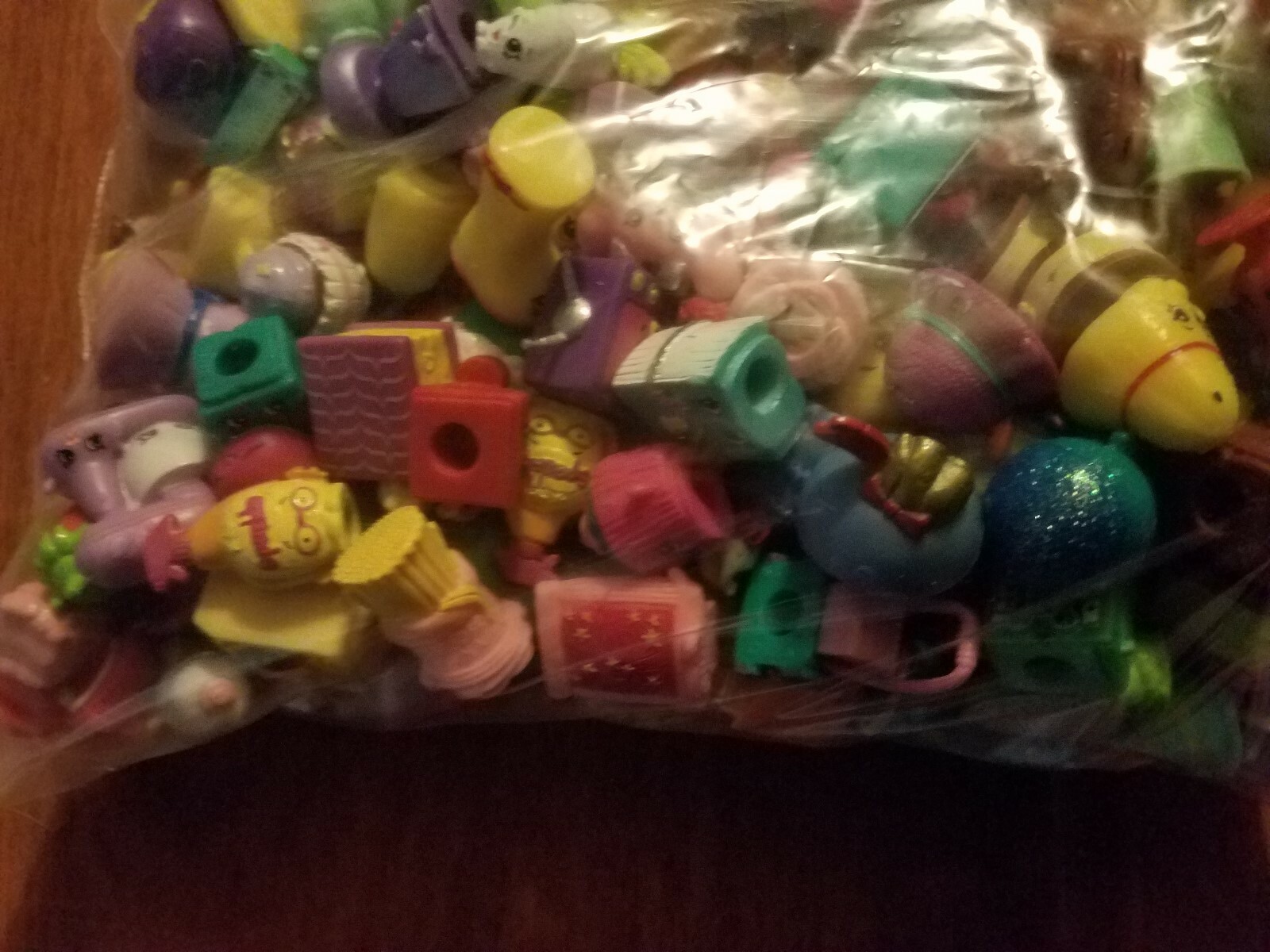 360 shopkins,baskets,rares ultra rares huge lot 3 3/4 lbs fast free shipping
