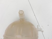 Citroen C4 III 20-24 1,2 74KW Ausgleichsbehälter für Kühlmittel Citroen C4 III 20-24 26.09.2024 9824198680... Vorschau 2