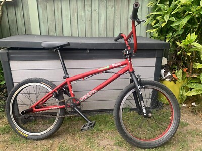 20 inch wheel Voodoo BMX bike with stunt pegs