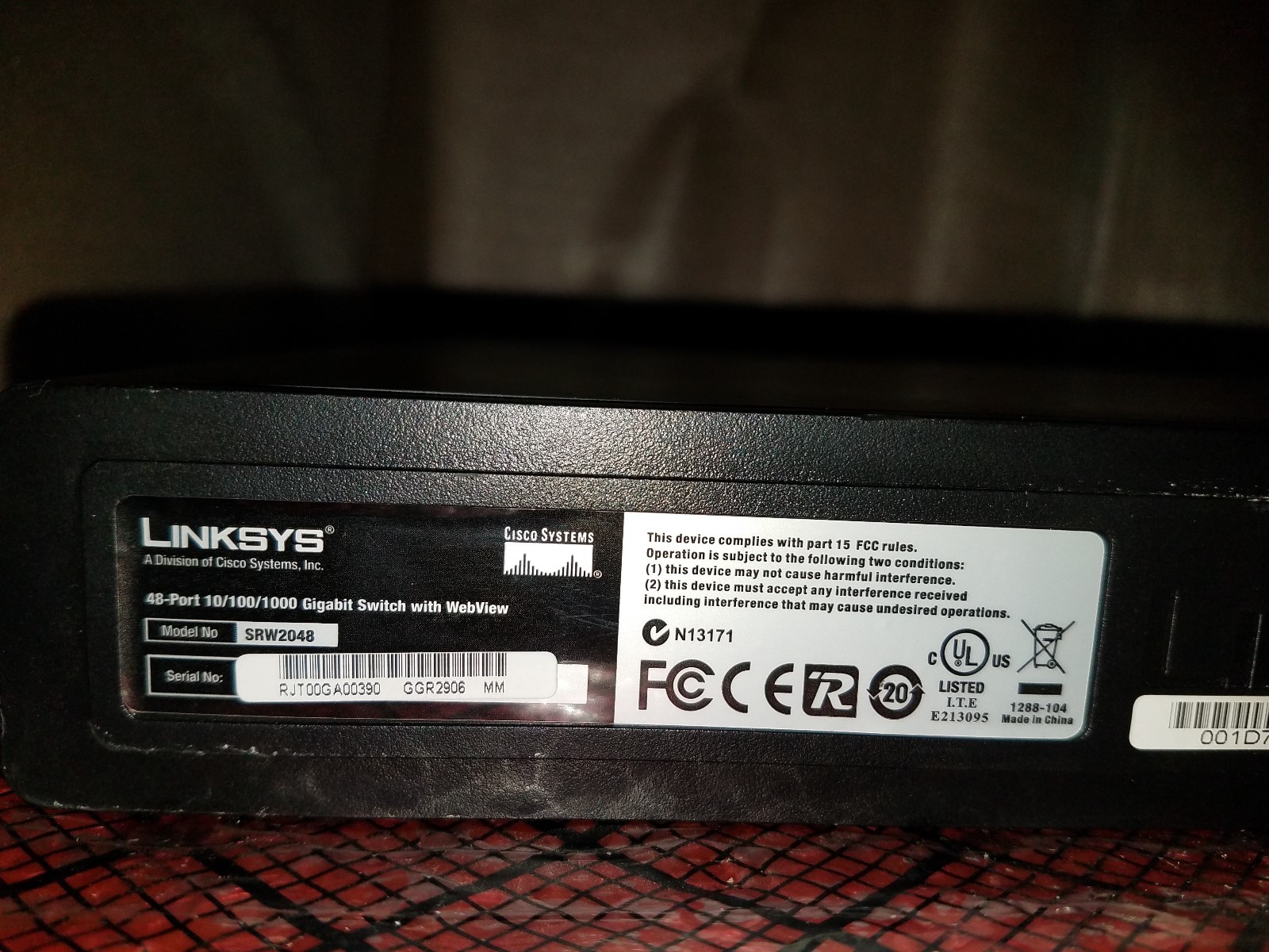 CISCO LINKSYS SRW2048 48-port Gigabit Managed Switch w/ WebView, GBIC Tranceiver