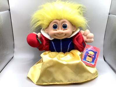 Russ 12'' Soft Body Troll Kidz Snow White Doll with Yellow Hair - New with Tag