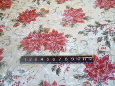 Poinsettia Table Cloth 80 x 57 Linen? Cotton?