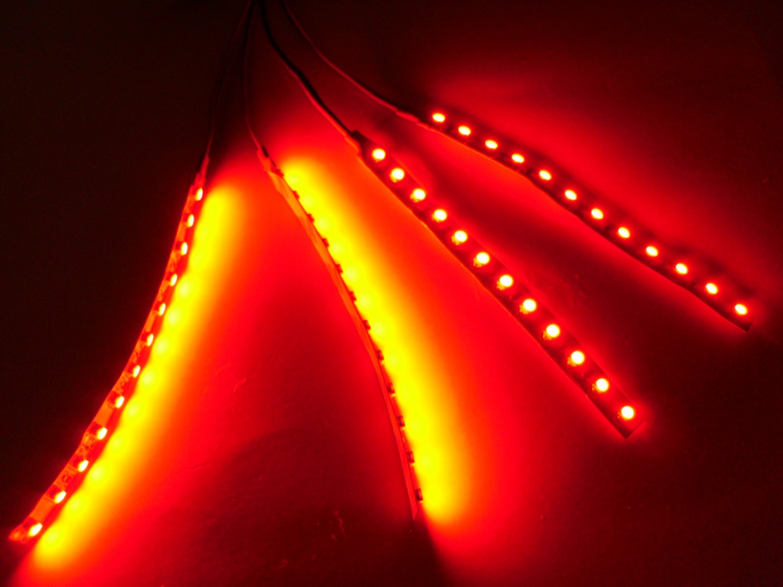 Mocvarno Potrositi Nastava Red Led Light Strips Thehoneyscript Com