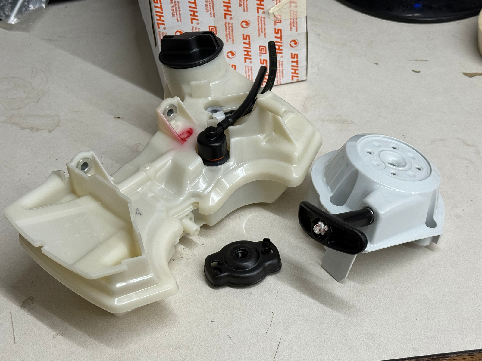 STIHL OEM ENGINE HOUSING, FUEL TANK, STARTER UPGRADE 4149 007 1801 - Picture 2 of 5