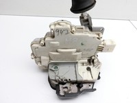 Audi A6 4F C6 05-09 Kombi Türschloss m. ZV Stellmotor Rechts Hinten Audi A6 4F C6 05-09 16.06.2005 4F0839016 gebraucht Vorschau 4