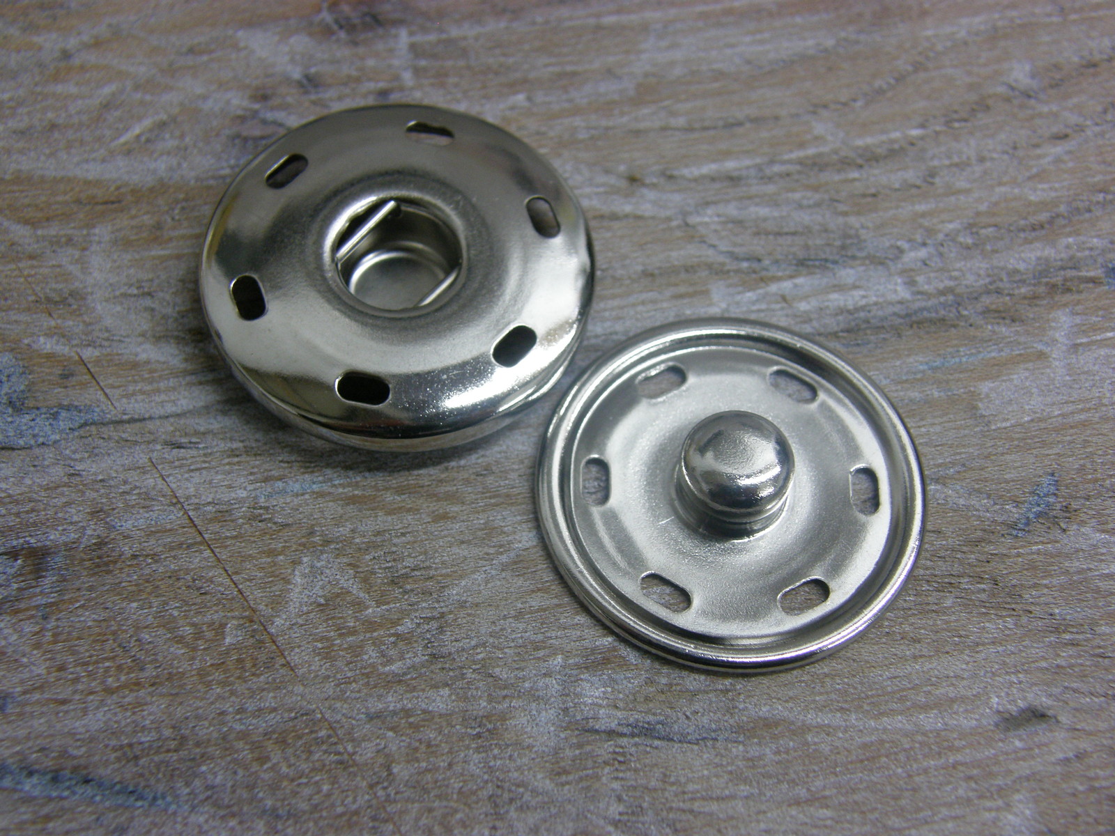 30 mm Large Press Studs Poppers Snap Fasteners 4 Colours to choose from