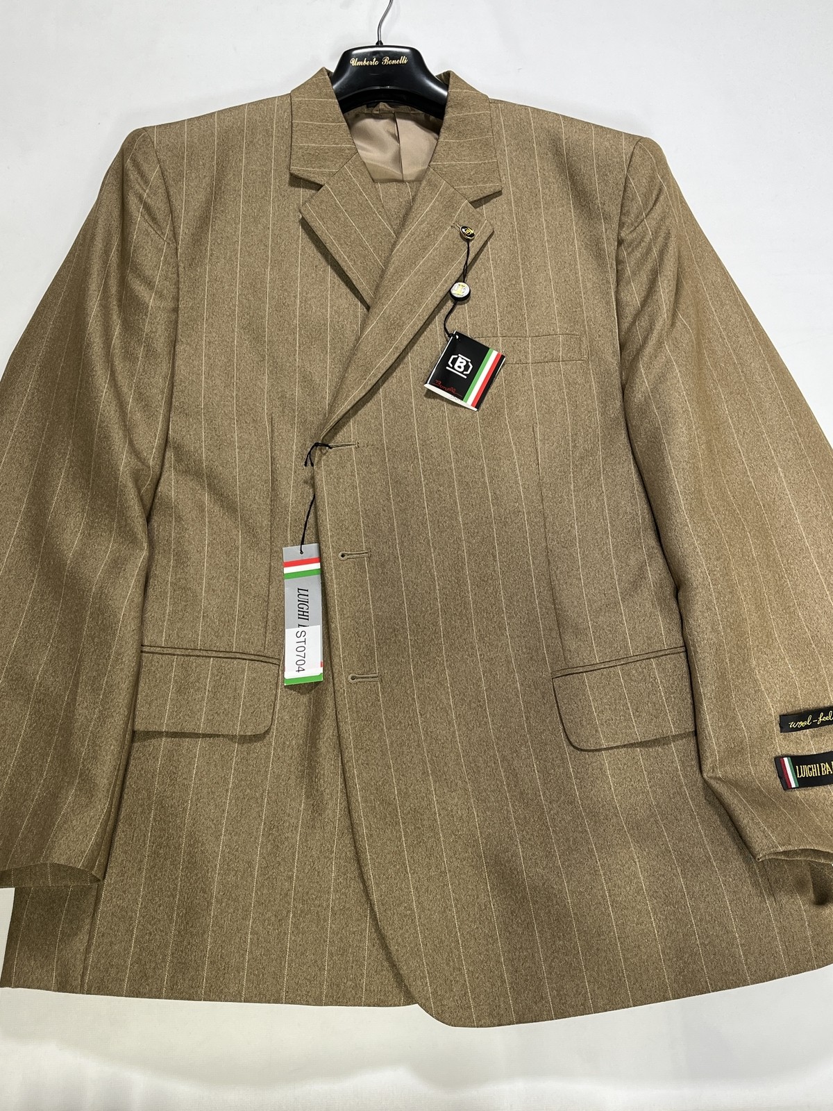 Mens Luighi Balini Beige Stripe 2 Piece Suit Size 48R 44W NEW