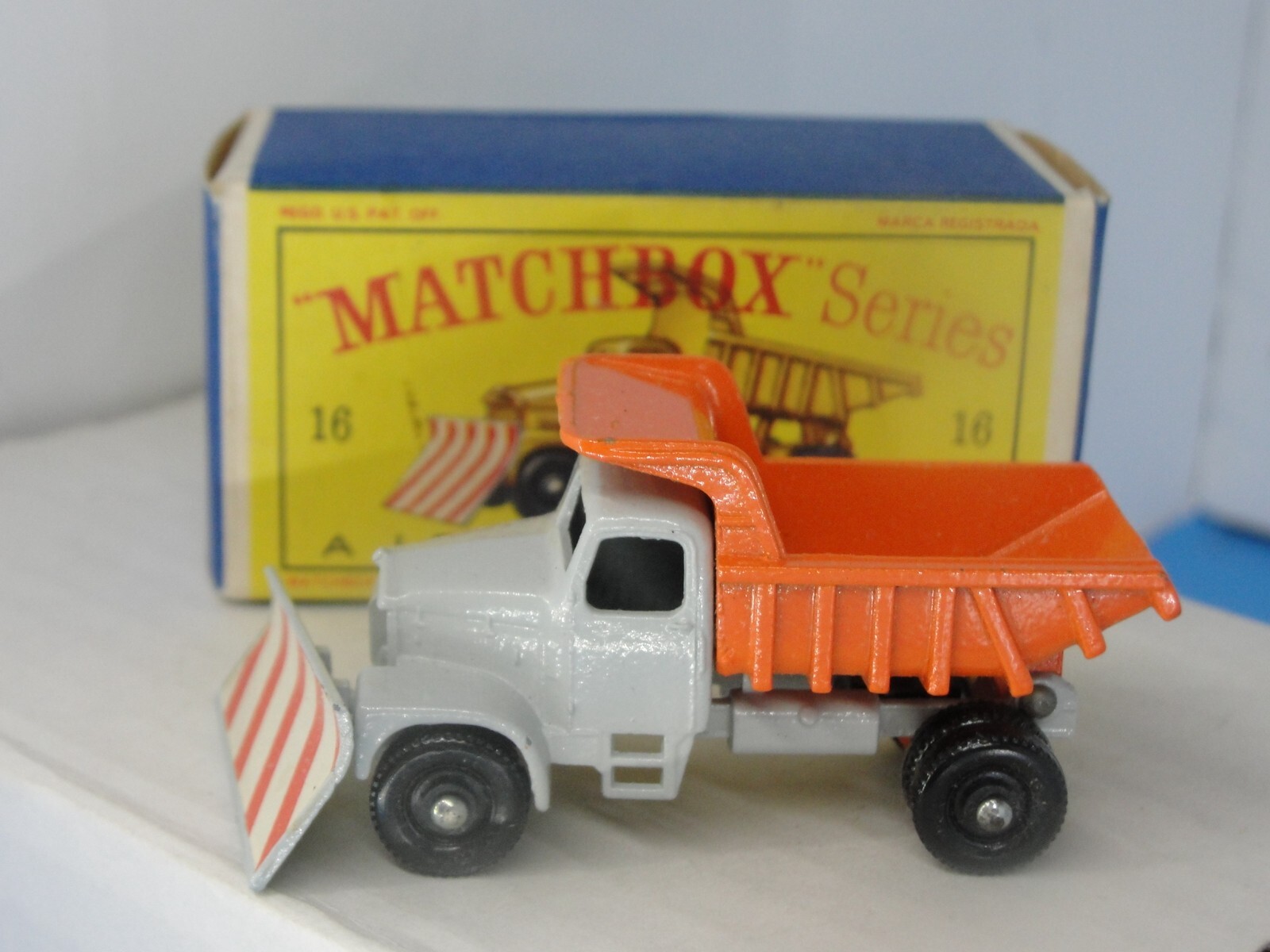 ミニカー Matchbox SCAMMELL MOUNTAINEER SNOWPCOUGH $_57.JPG?set_id=880000500F