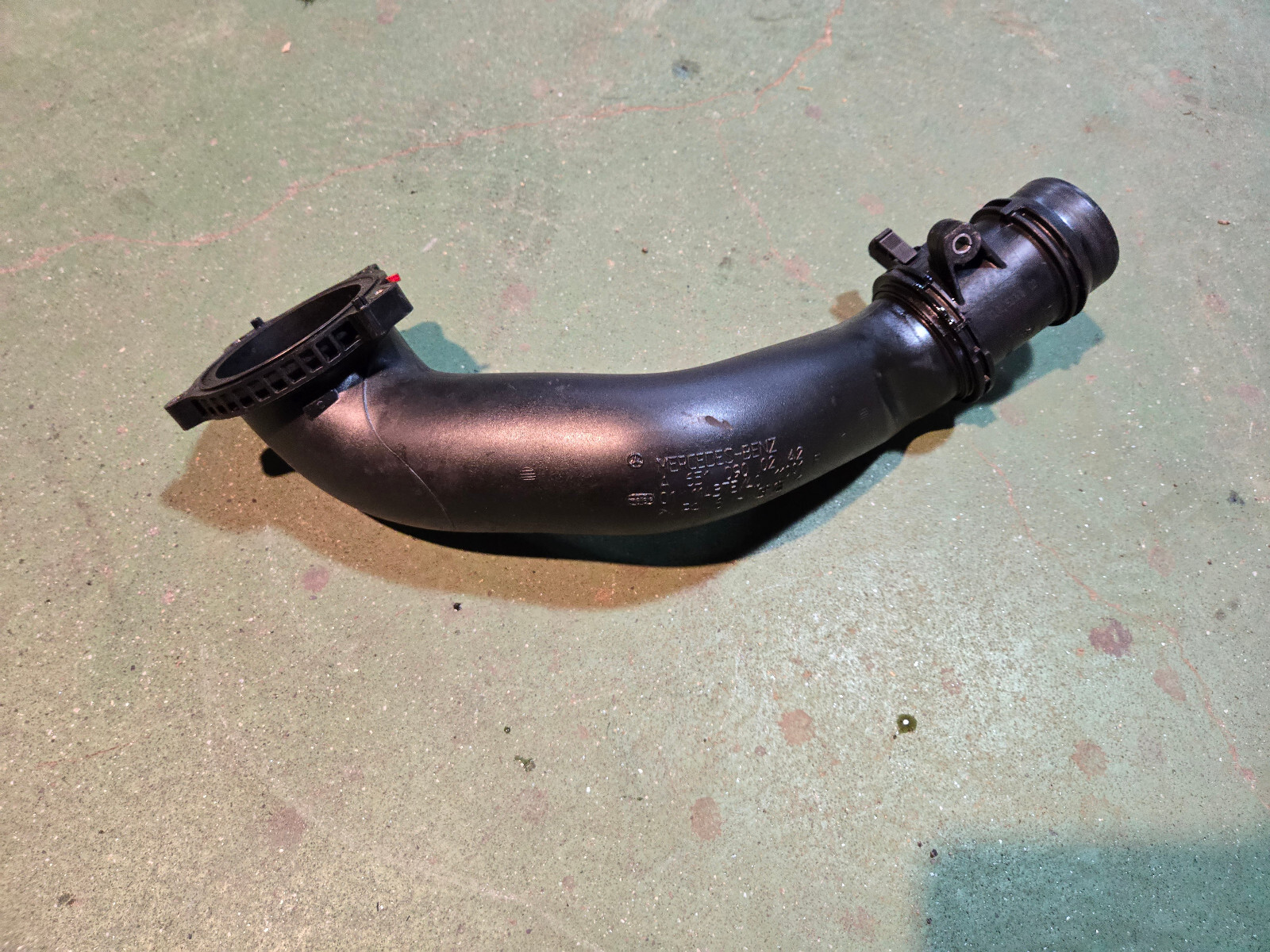 AIR INTAKE PIPE HOSE FOR MERCEDES SPRINTER B906 2.1 CDI A6510900242 GENUINE - Picture 2 of 8