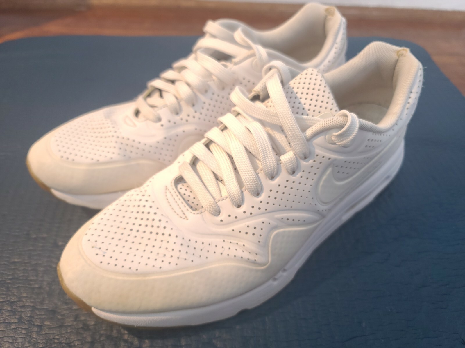 nike max 1 ultra moire