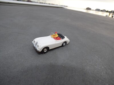 AURORA VIBRATOR TJET AFX 1541 WHITE JAGUAR  XK140 CONVERTIBLE HO SLOT CAR NOS