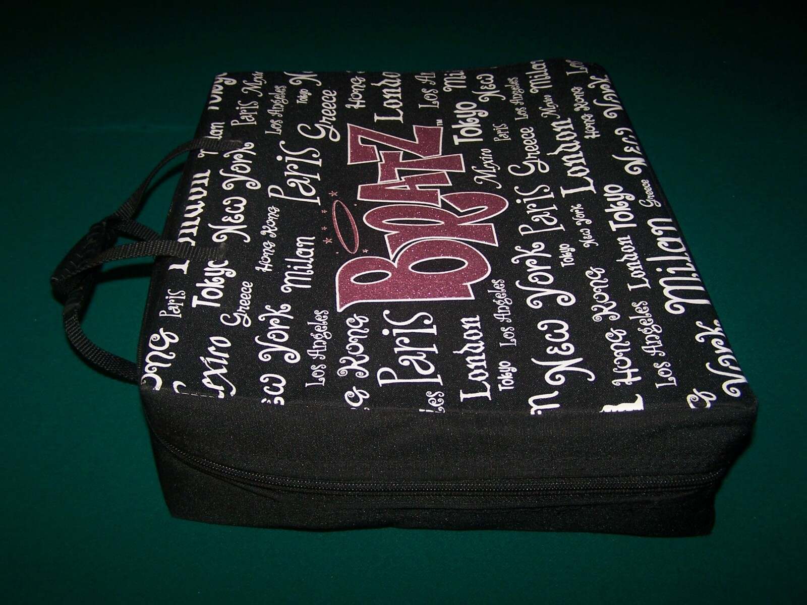Bratz World Tour Accessories Doll Travel Carrying Case 2003