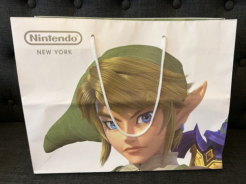 Nintendo Store New York Legend of Zelda Link Bag 2018 Tears