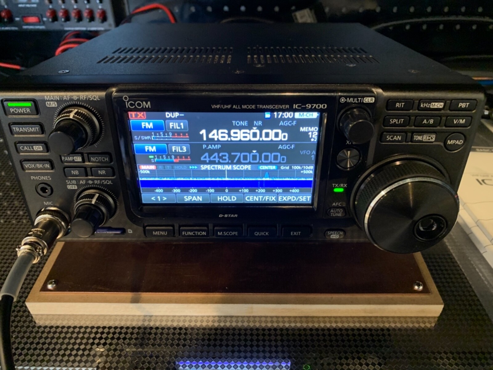 IC9700 IC9700 VHF/UHF/1.2 GHz DSTAR Satellite