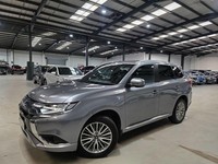2020 Mitsubishi Outlander 2.4h TwinMotor 13.8kWh Dynamic CVT 4WD Euro 6 (s/s) 5d
