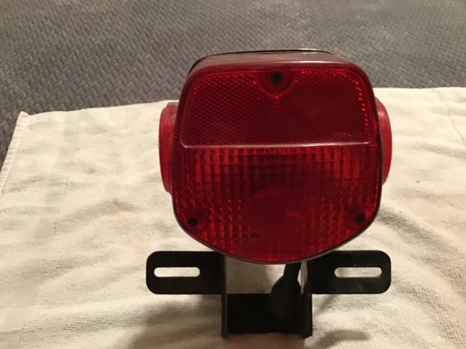Kawasaki KZ400 1974 Stanley 040-5399 Tail Light Assembly | eBay