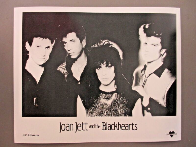 Joan Jett black & white 8 X 10 glossy promo photo Horizontal !