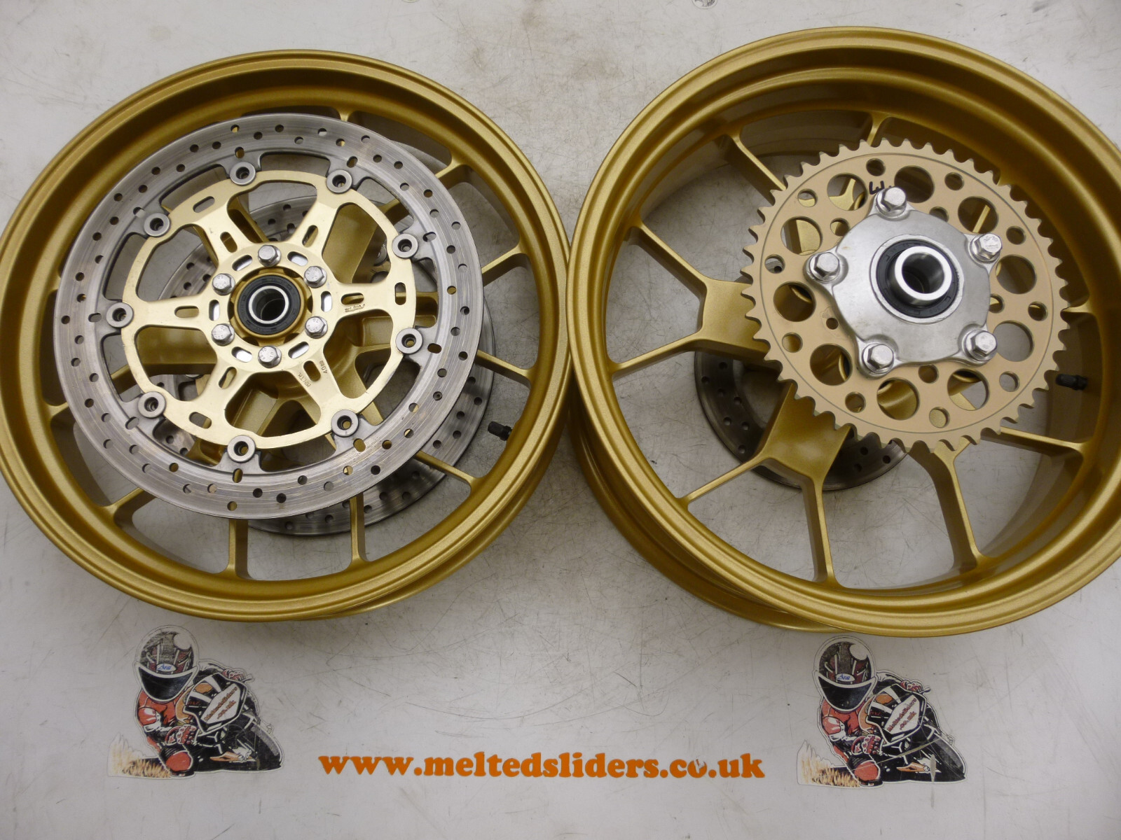 確認用 PROTI 64チタン SUZUKI GSXR 600 フロントアクスルクランプ用