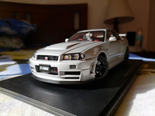 AutoArt 1/18 Nissan SKYLINE R34 GT-R Z-Tune 77352 SILVER AutoArt 1/18 Nissan SKYLINE R34 GT-R Z-Tune 77352 SILVER