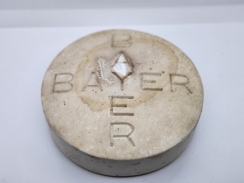 バイエル (Bayer）社のノベルティグッズ　昭和　レトロ　ビンテージ 昭和レトロ バイエル薬品ノベルティ - メルカリ