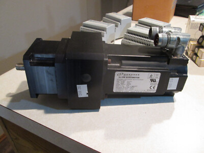 DANAHER MOTION, KOLLMORGAN  AKM42E-BKCNDAOO SERVO MOTOR **NEW**