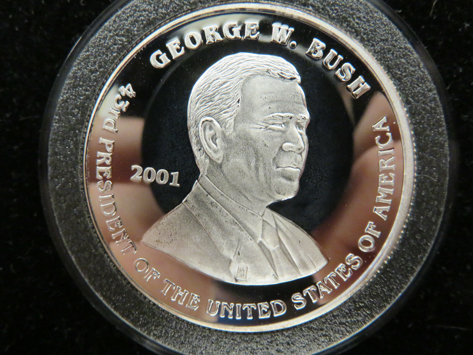 2001年アメリカ大統領選挙　記念コイン 1oz .999 Silver Coin George W Bush Al Gore 2001 Presidential