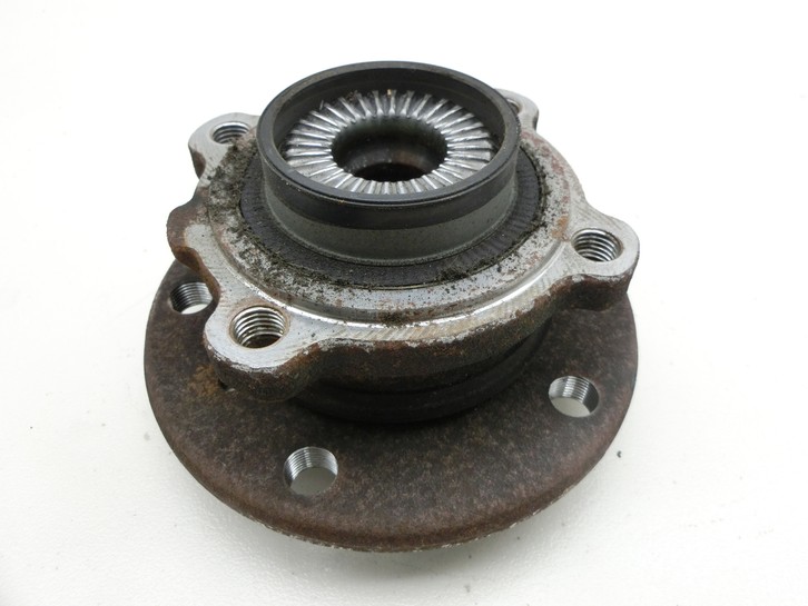 BMW F31 318D XDrive 12-15 Radnabe Links Vorne BMW F31 318D XDrive 12-15 11.12.2014 6867260 gebraucht Vorschau 6