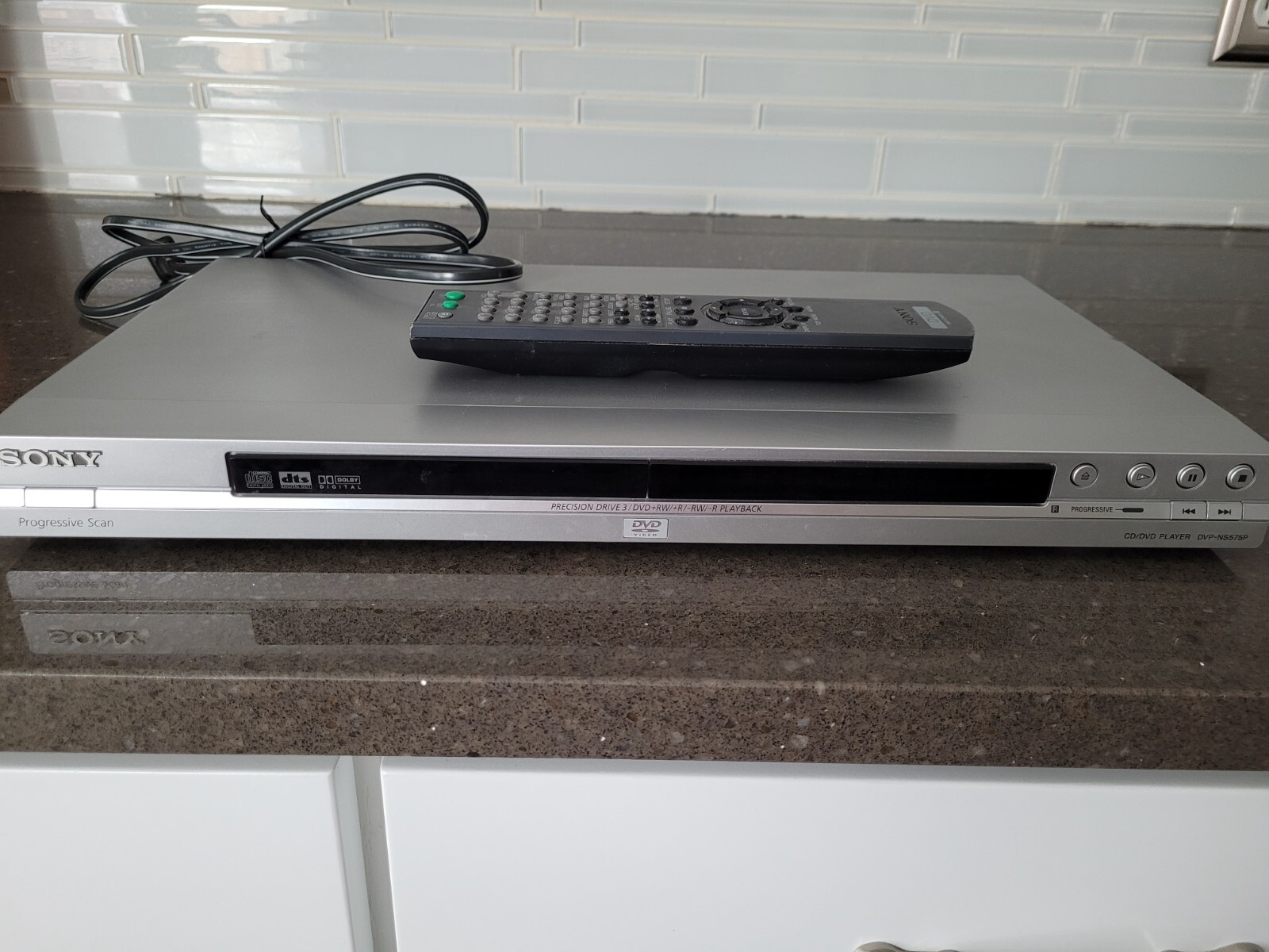 ソニー　SONY DVP-NS575P CD/DVDプレーヤー 本体 Amazon.com: Sony DVP-NS575P/S Progressive Scan DVD Player