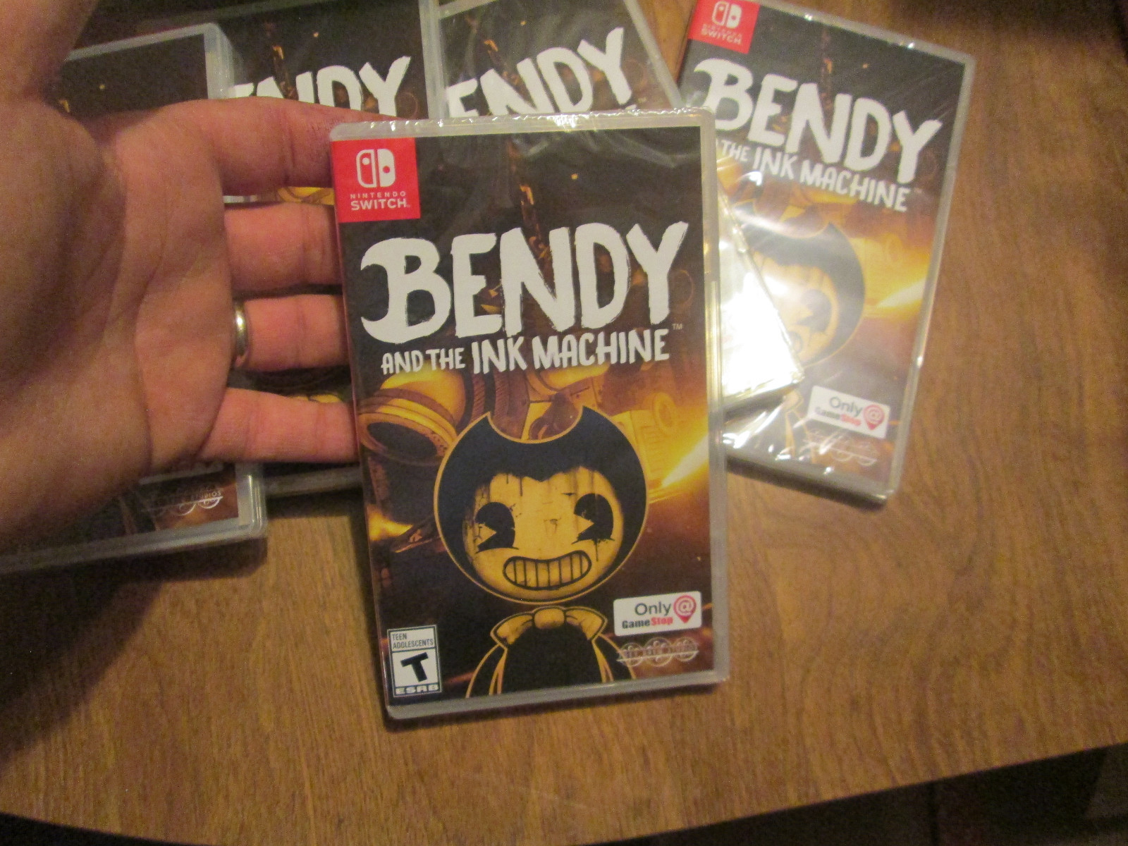 BENDY AND THE INK MACHINE NINTENDO SWITCH EXCL. GAMESTOP BENDY AND THE INK MACHINE NINTENDO SWITCH EXCL. GAMESTOP