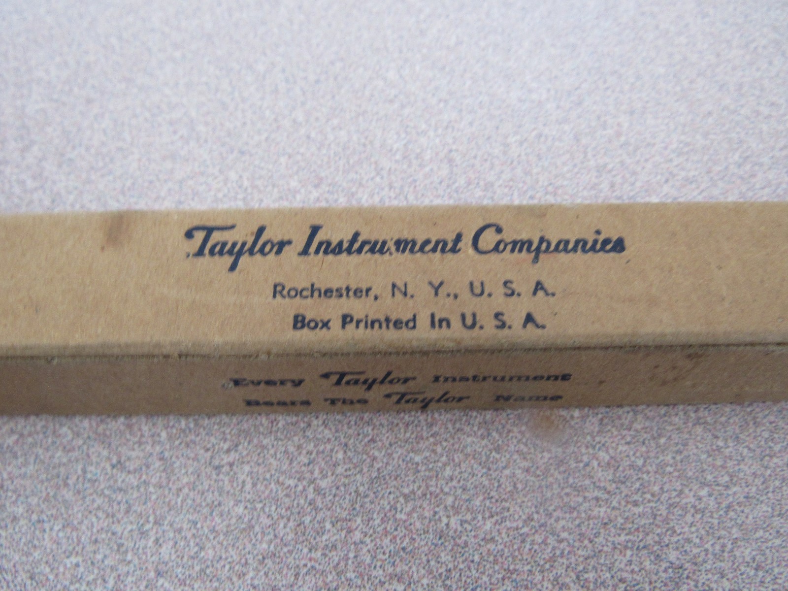 Vintage Taylor Floating Dairy Enclosed Scale Thermometer In box