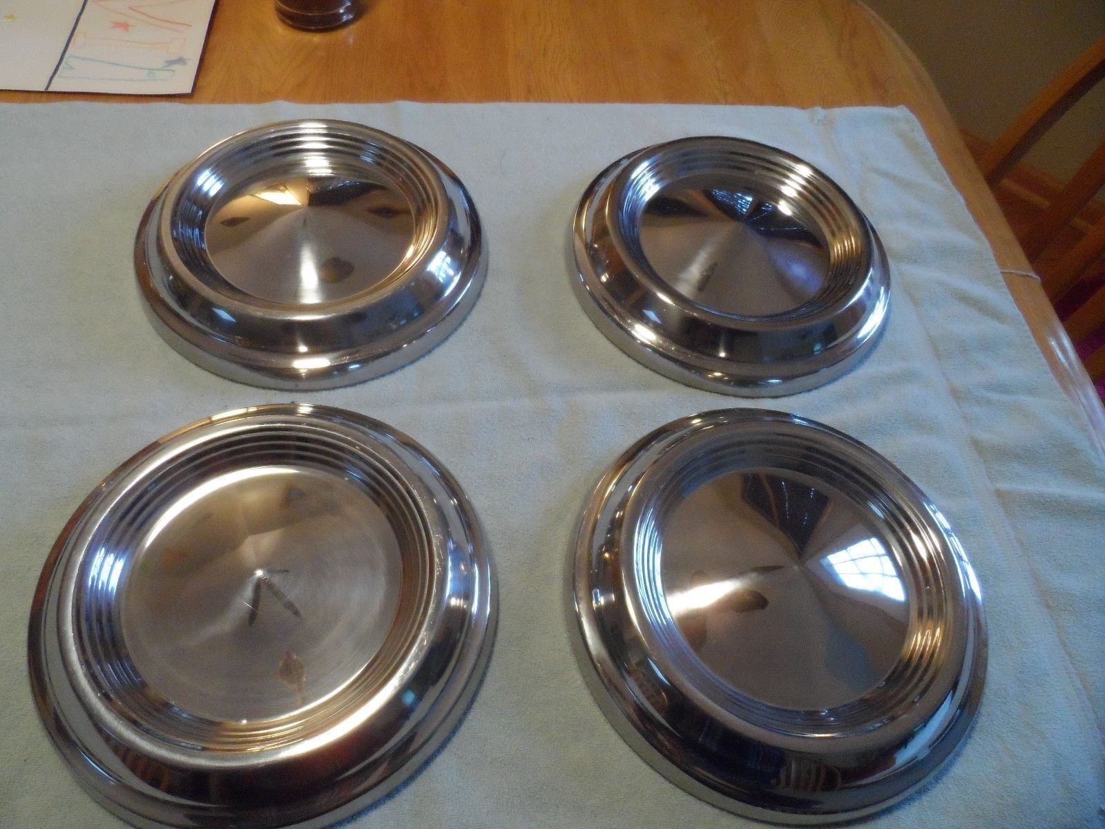 Vintage And Classic Car Truck Wheels Tires Hub Caps For Sale Ebay